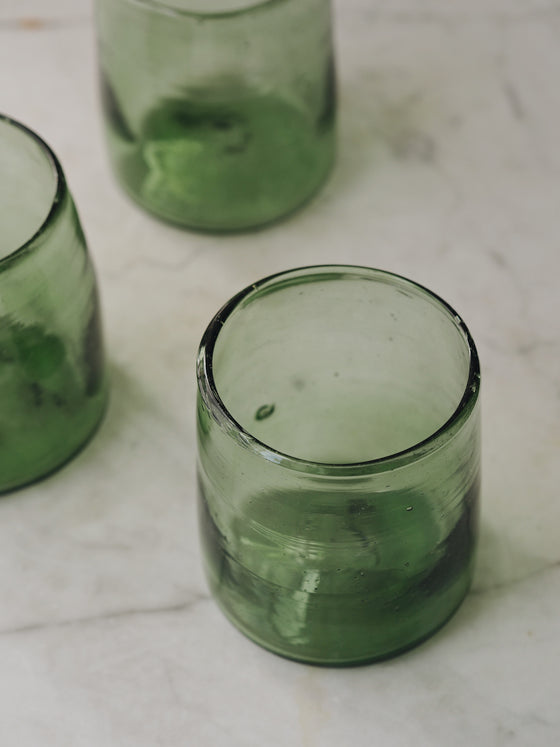 Green Smoke Drinking Glass by La Soufflerie