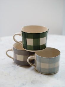  Wonki Ware Gingham Handmade Mugs