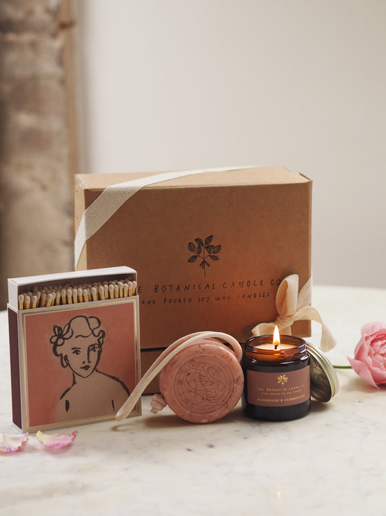 The Rosebud Gift Box